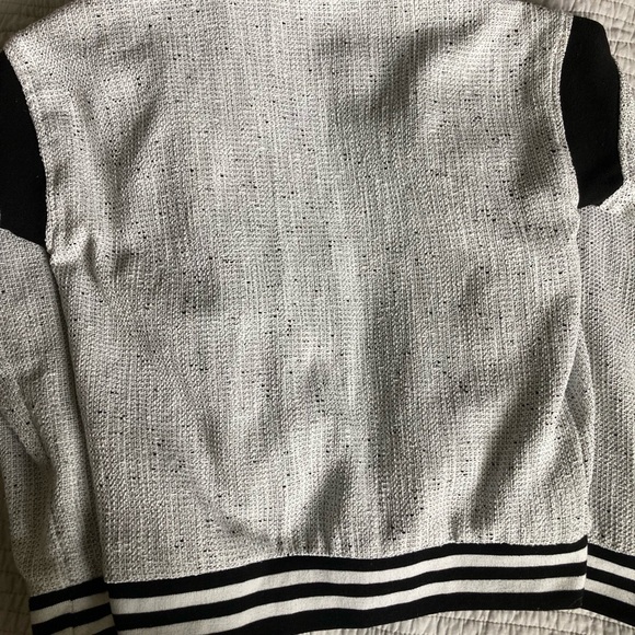 Women’s Forever 21 Varsity style jacket size Small - Picture 3 of 7